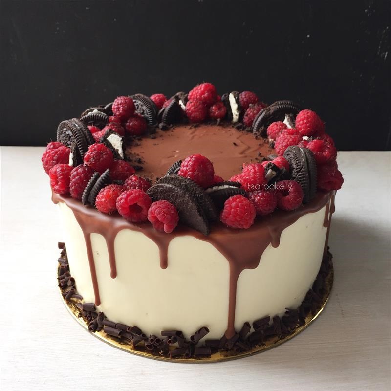 Classic Chocolate Cake / Классический шоколадный торт