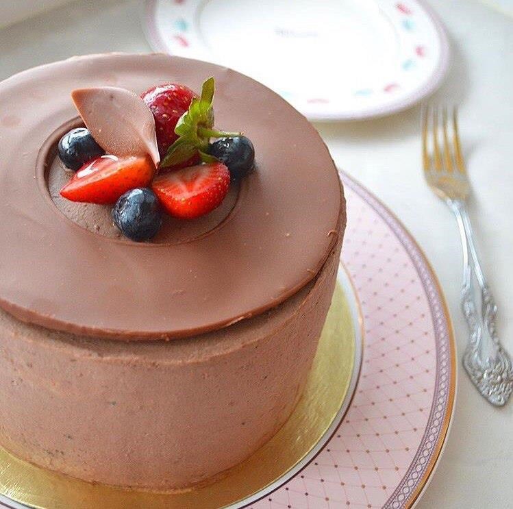 Торт "Ежевика-молочный шоколад"