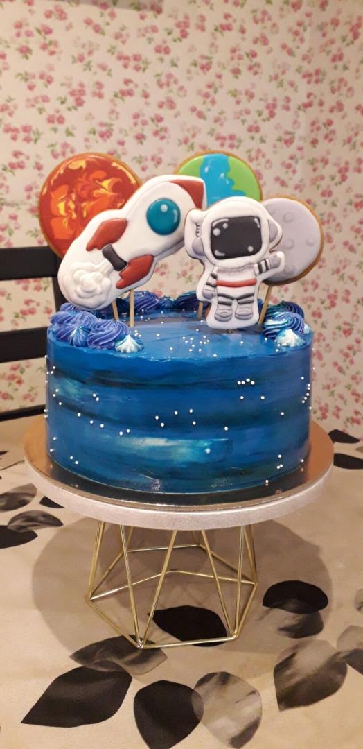 Торт Космос